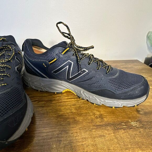 New Balance Shoes Men's 13 573 V3 MTE573S3 Blue Running Sneakers - Picture 4 of 10